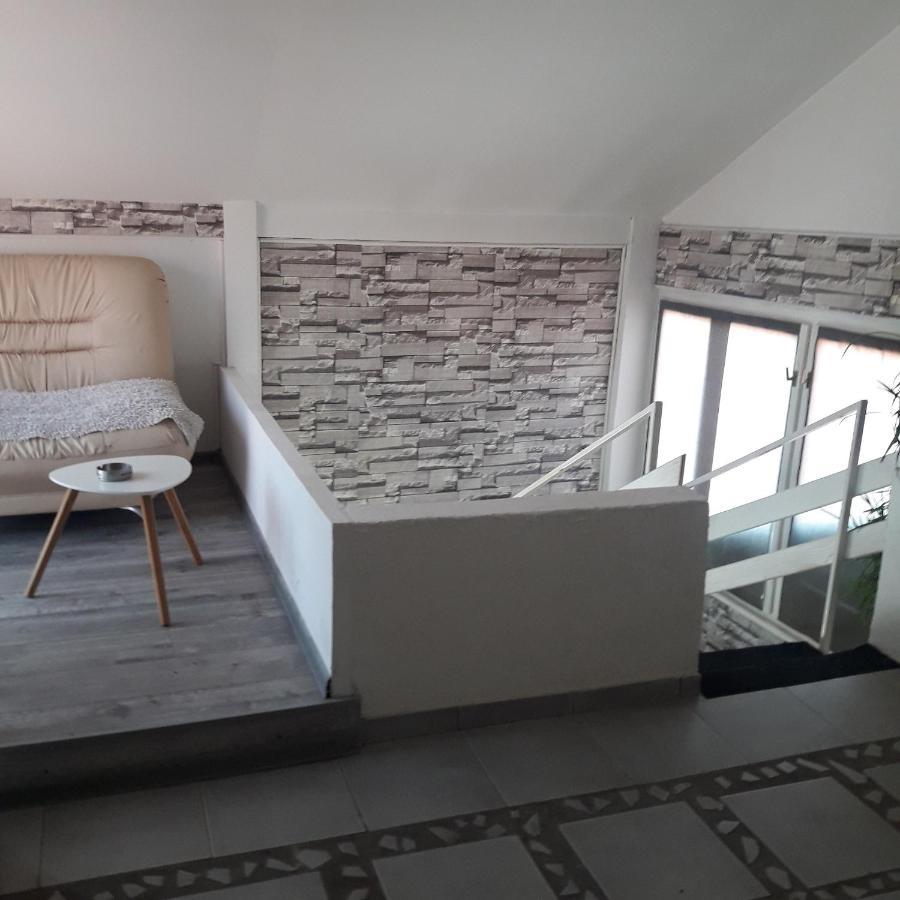 Apartmani Ni Eksteriør billede