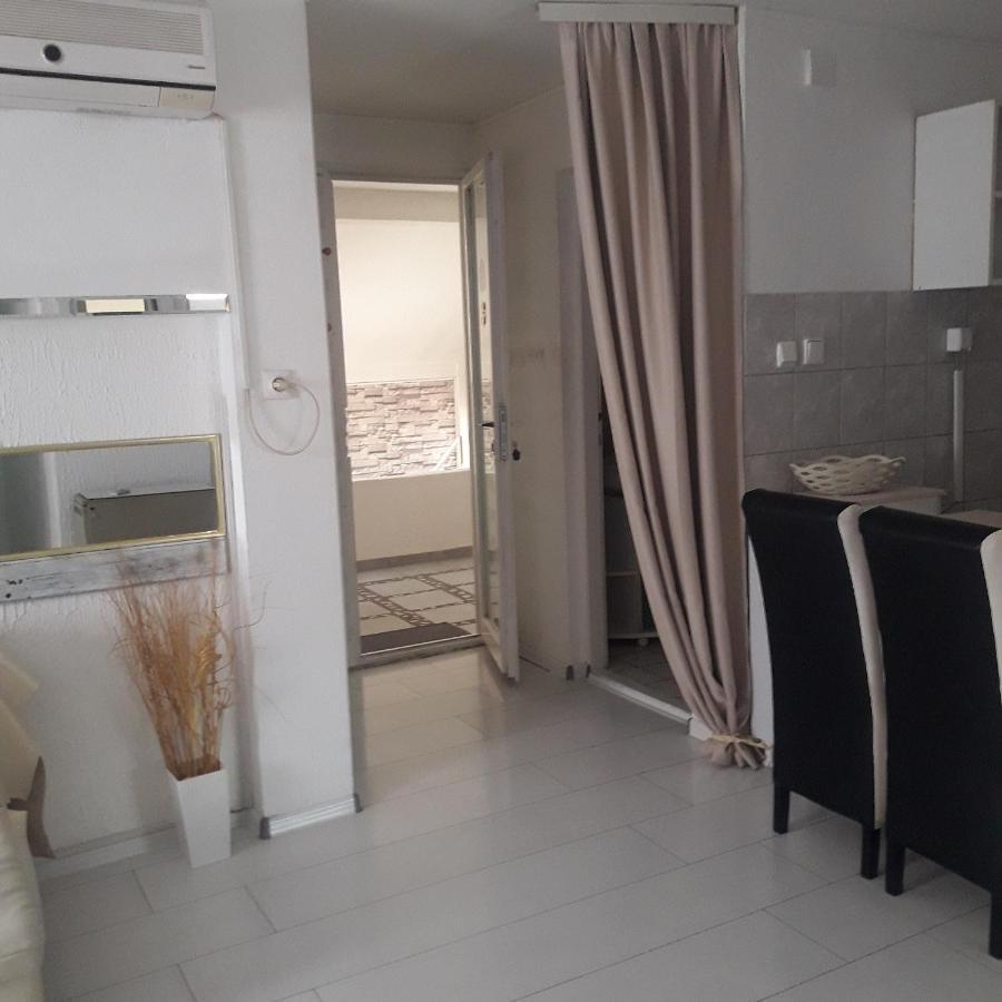 Apartmani Ni Eksteriør billede