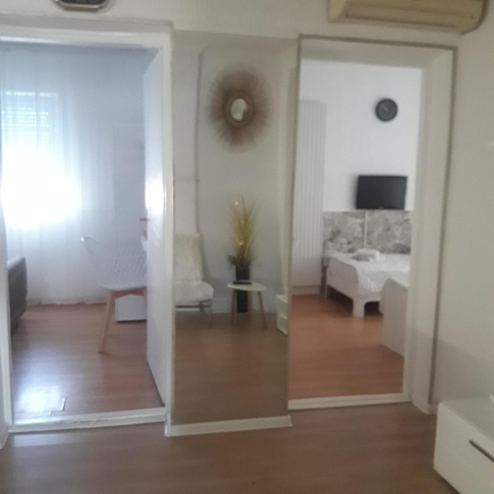 Apartmani Ni Eksteriør billede