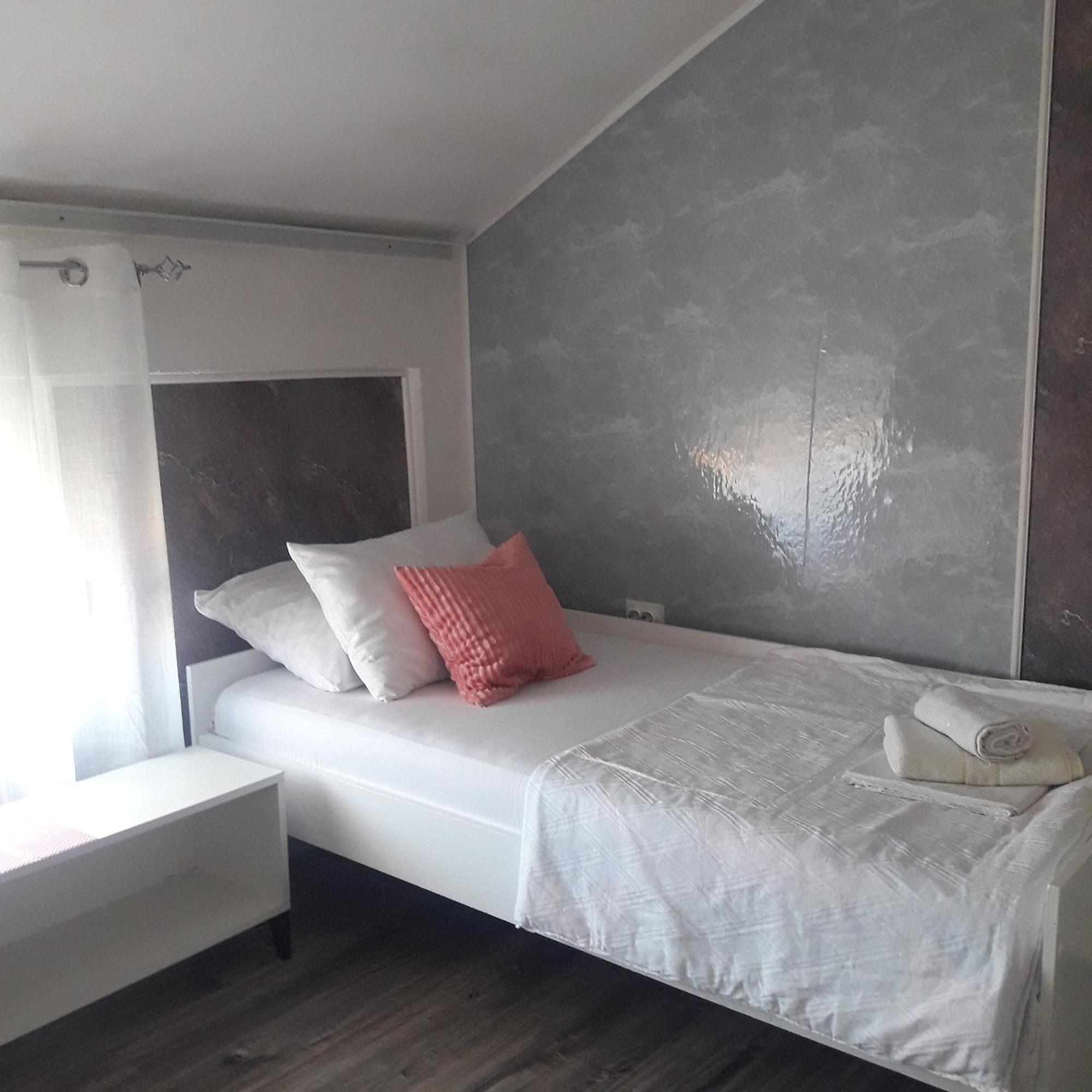 Apartmani Ni Eksteriør billede